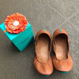 Chestnut Tieks size 10